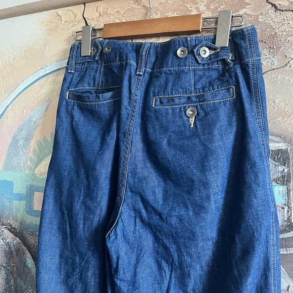 Uniqlo High-waisted Wide Leg denim jeans - Picture 7 of 9
